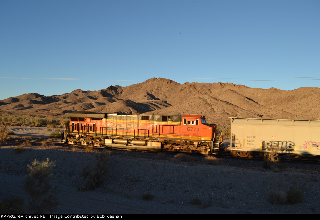 BNSF 6773